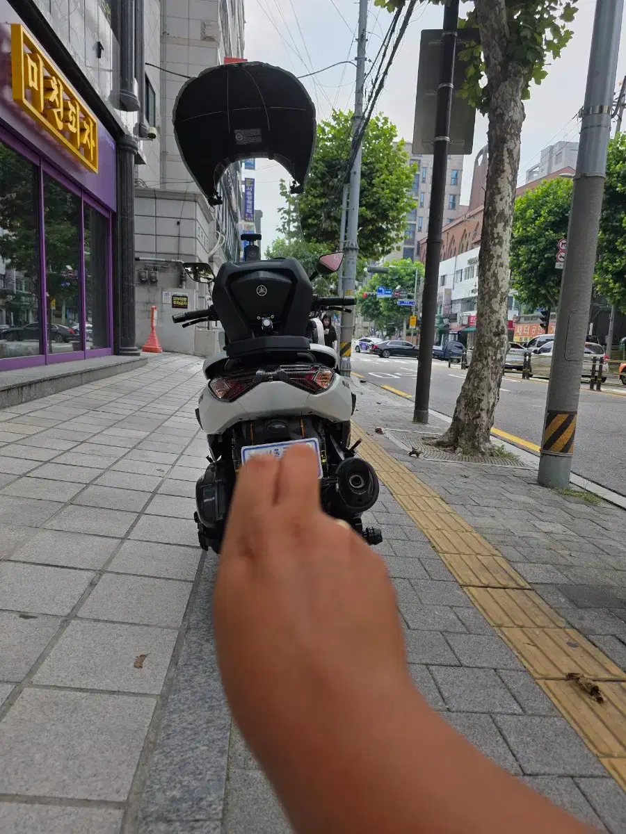 thumbnail-3